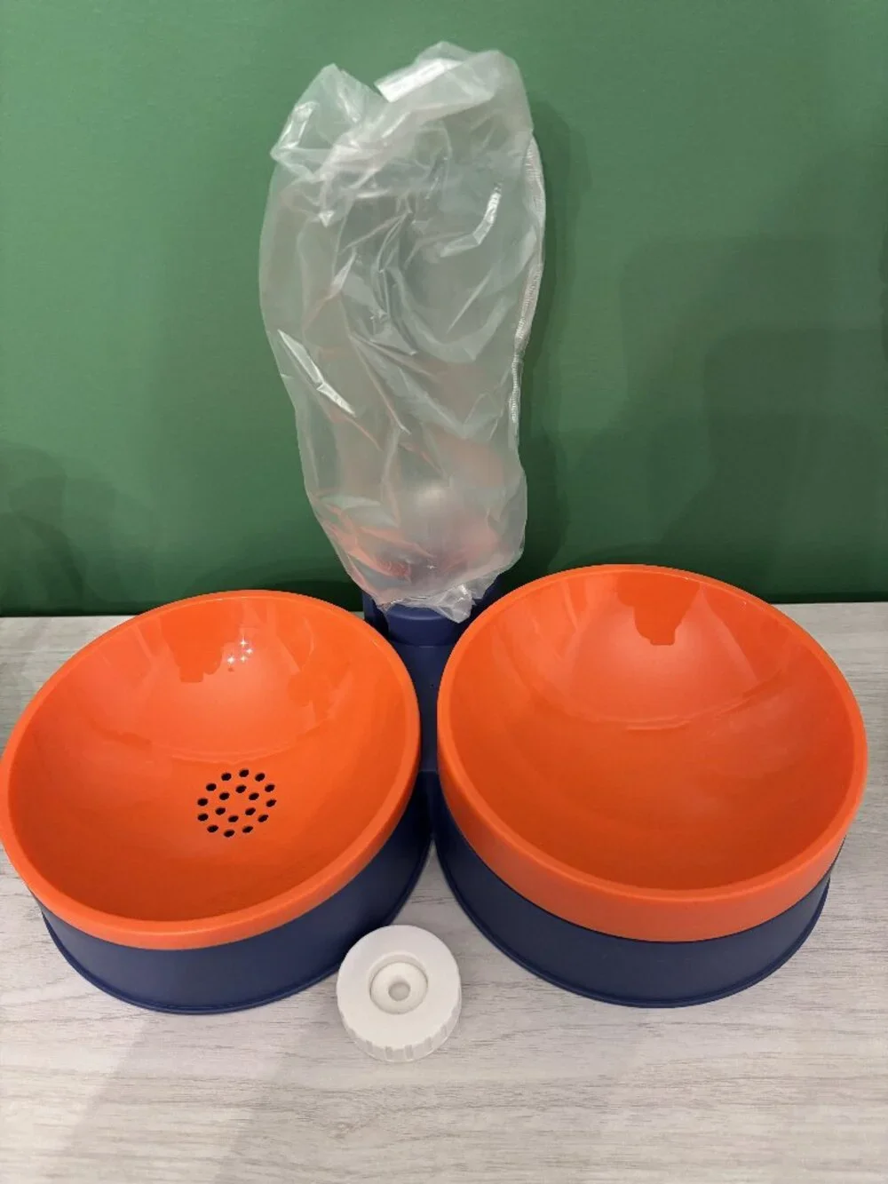 Cat or small dog food bowls & water dispenser set. Blue and Orange. NEW